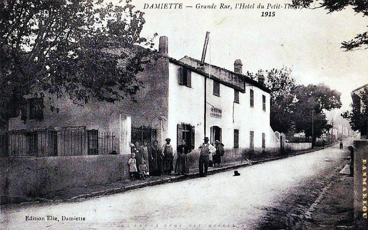2537- Damiette - Grande Rue - Hotel du Petit-Tivoli - 1915.jpg